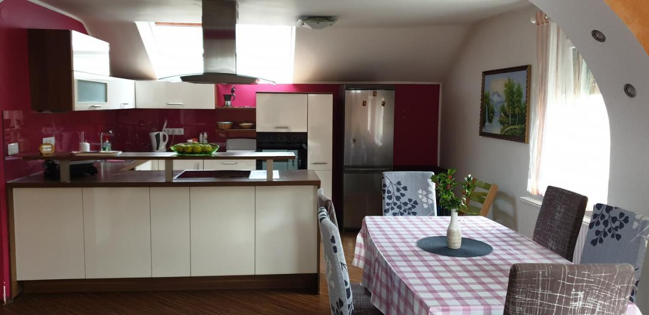 Hisa Bizjak Kranj Zewnętrze zdjęcie